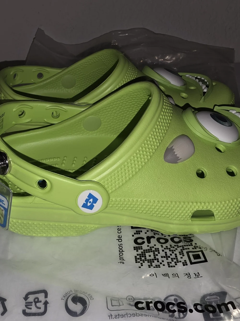 Crocs Monsters Inc Mike Wazowski Clogs Youth Big Kids Size J4 Disney Pixar NEW